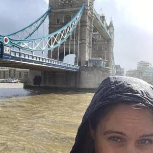 Meet your Posher, Jennifer